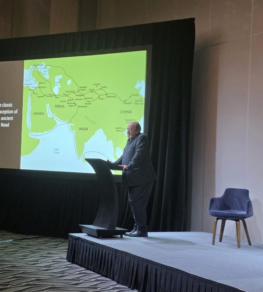 CLF WILLIAM DALRYMPLE 13 CLF WILLIAM DALRYMPLE 13